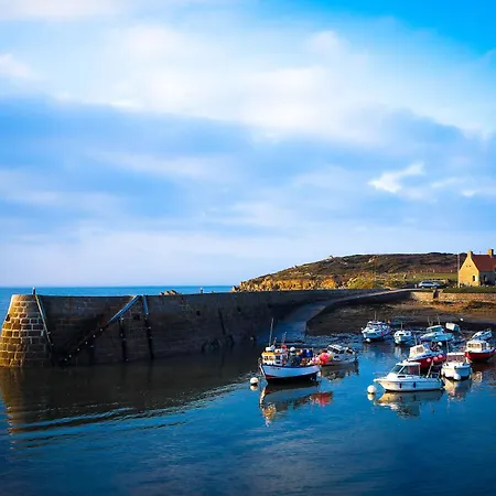 Sejour Detente A Deux Pas De La De Caractere Holiday home *